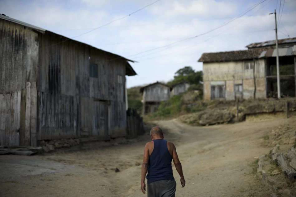 Ciénega- ngôi làng không có trẻ em ảnh 5